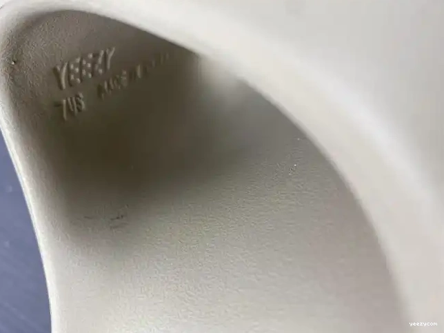 Pure Yeezy Slide Adidas GW1934 0630